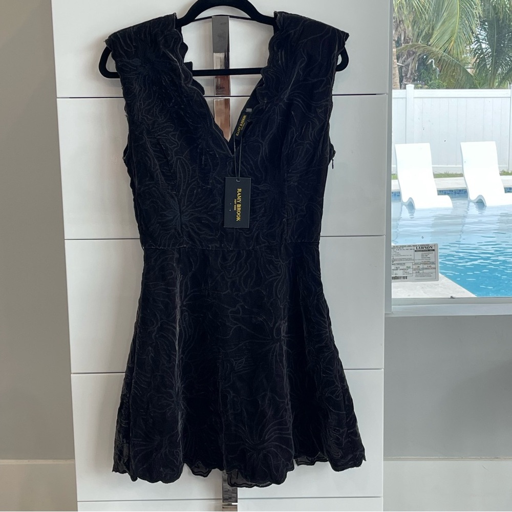 NWT Ramy Brook Daphne Floral Velvet Embroidery Minidress size 4